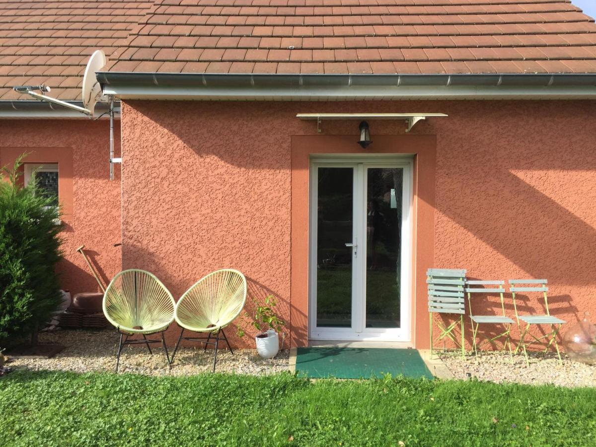 Maison A La Campagne A 2Km Du Circuit De Bresse Sagy  Exterior foto